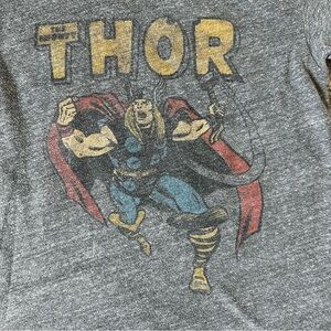 Junk Food Thor Boys tee, grey, soft
Worn look, size  XS 4/5
Marvel